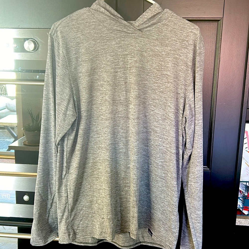 Lightweight Patagonia hooded long sleeve. never worn